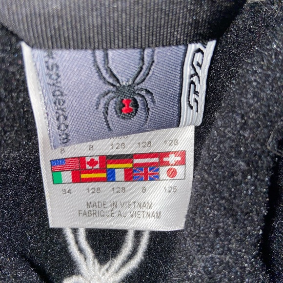 Spyder winter coat for ski or snow - Picture 5 of 8